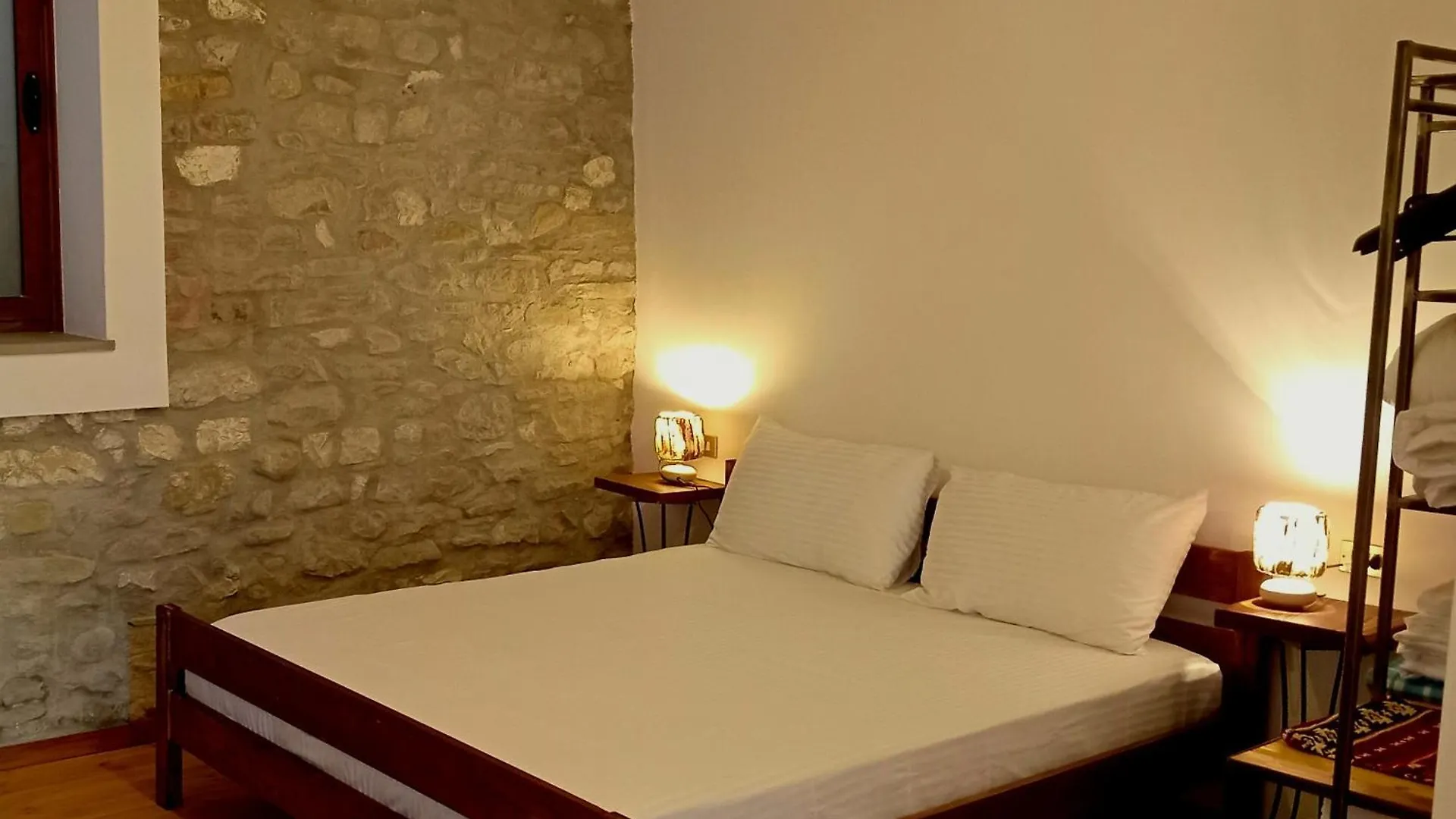 Semesterbostad Iris House - Casa Indipendente A Berat Villa
